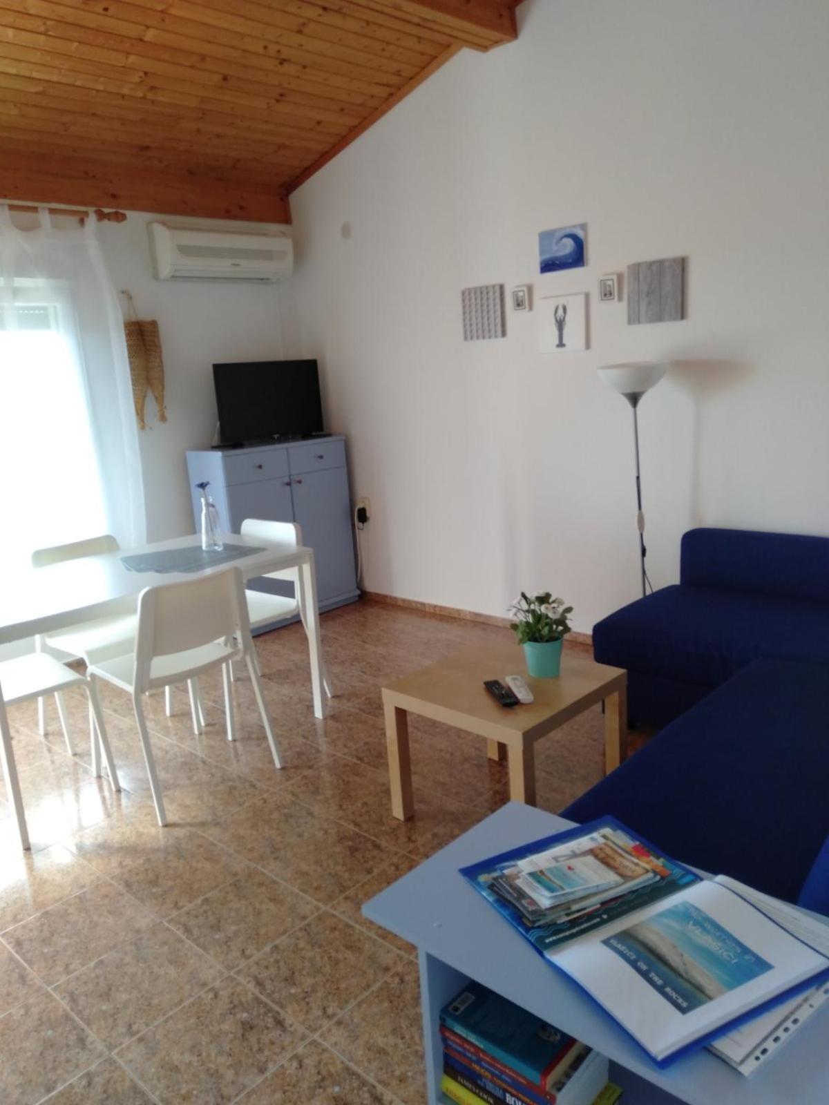 Little Heaven On Earth - Apartmani Martina Vlašići Εξωτερικό φωτογραφία